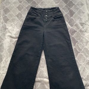 Wide leg high waisted jeans